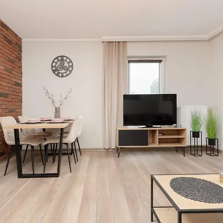 Modern One Bedroom With Parking In By Renters Prestige *