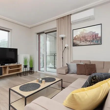 Apartmán Modern One Bedroom With Parking In By Renters Prestige *