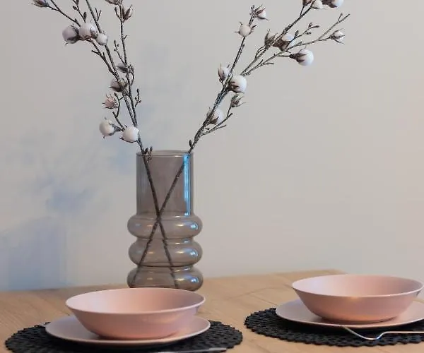 Modern One Bedroom With Parking In By Renters Prestige Lejlighed Łódź