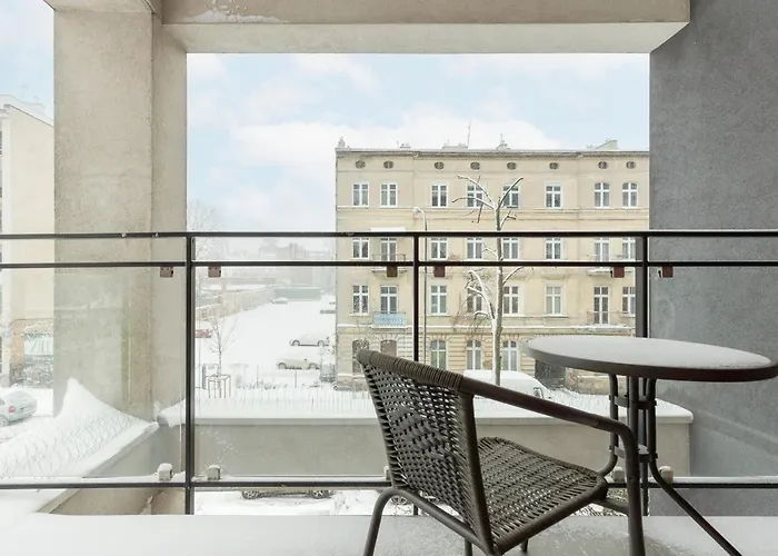 Modern One Bedroom With Parking In By Renters Prestige Lejlighed *